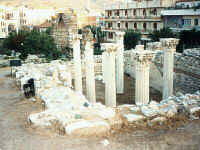 044-basilica1.jpg (25908 bytes)