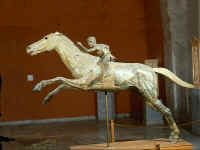 226-jockey-artemision140.jpg (29454 bytes)