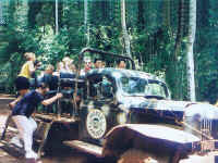 058-truck.jpg (42705 bytes)