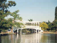 095-bridge.jpg (33946 bytes)