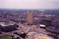 002-forum.jpg (29159 bytes)