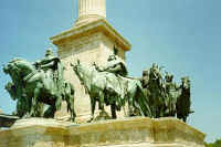 196-chiefs.jpg (27940 bytes)