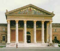 198-exhibition-hall.jpg (14909 bytes)