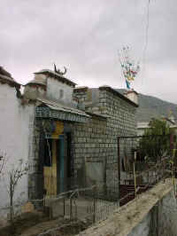 113-H-house.jpg (33729 bytes)