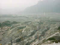 187-D-locks.jpg (31948 bytes)