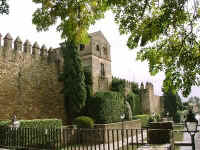 051-arab-wall.jpg (43706 bytes)