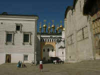 15-08-Upper Cathedral of the Savior .JPG (135957 bytes)