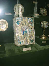 15-16-bible.JPG (134782 bytes)