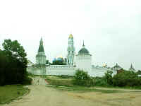 16-02-towers.JPG (107549 bytes)