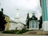 16-07-virgin smolensk&churches.JPG (132578 bytes)