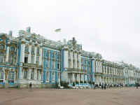 22-21-palace.jpg (124515 bytes)