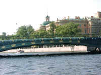 24-09-engineers-castle.jpg (128604 bytes)