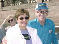 24-15-us.JPG (148203 bytes)