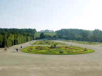 09-20-08_Schbrn-garden.JPG (93735 bytes)